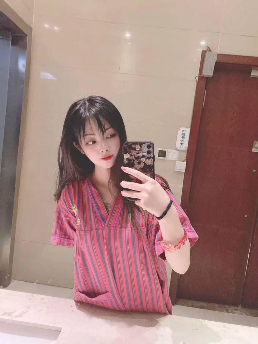 00后清纯萝莉妹子