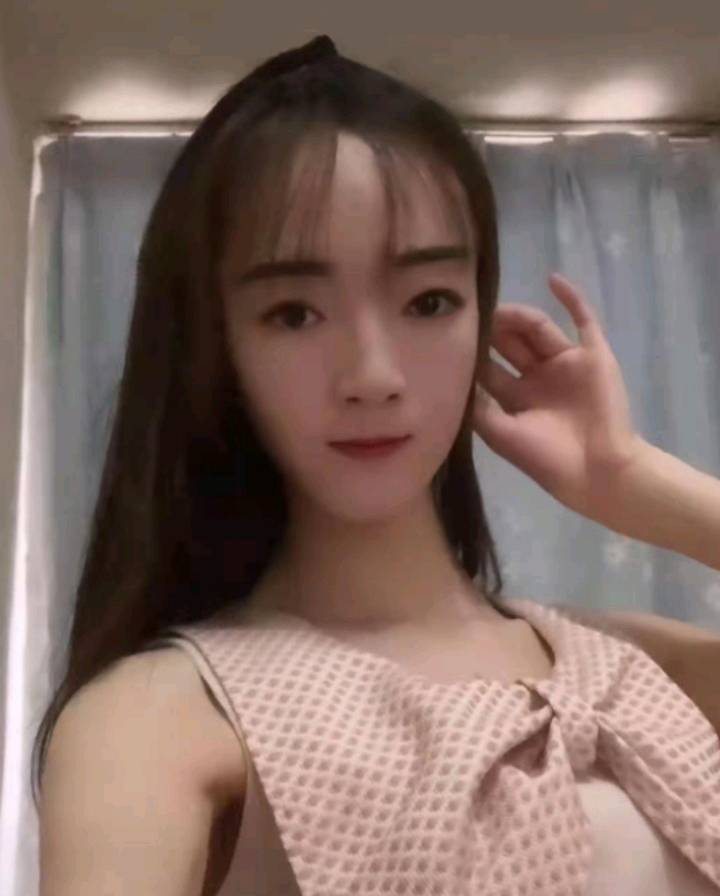 分享福田24岁的小姐姐