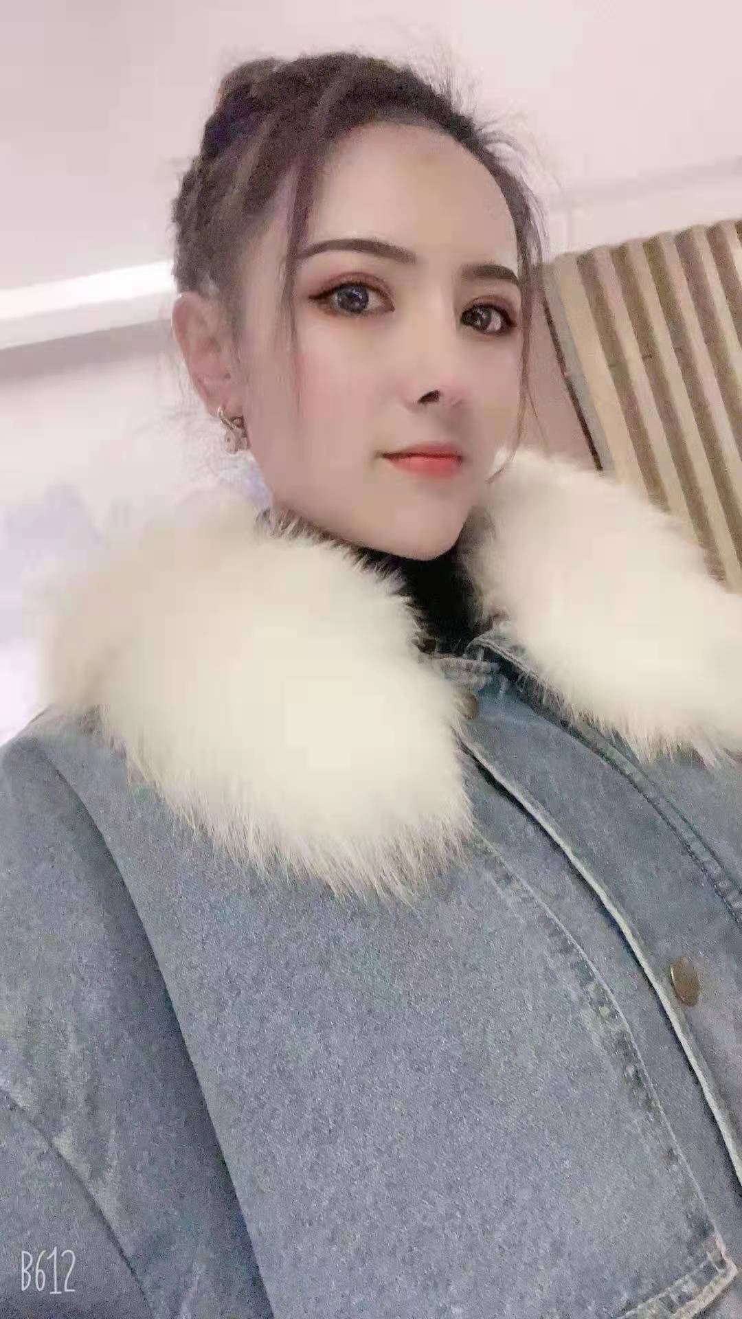 身材高挑，服务到位的妹子